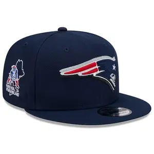 New Era 9FIFTY New England Patriots Snapback Cap Navy Blue – Embroidered Team Logo, Structured Fit, Flat Brim, Adjustable Strap, Streetwear Style Hat
