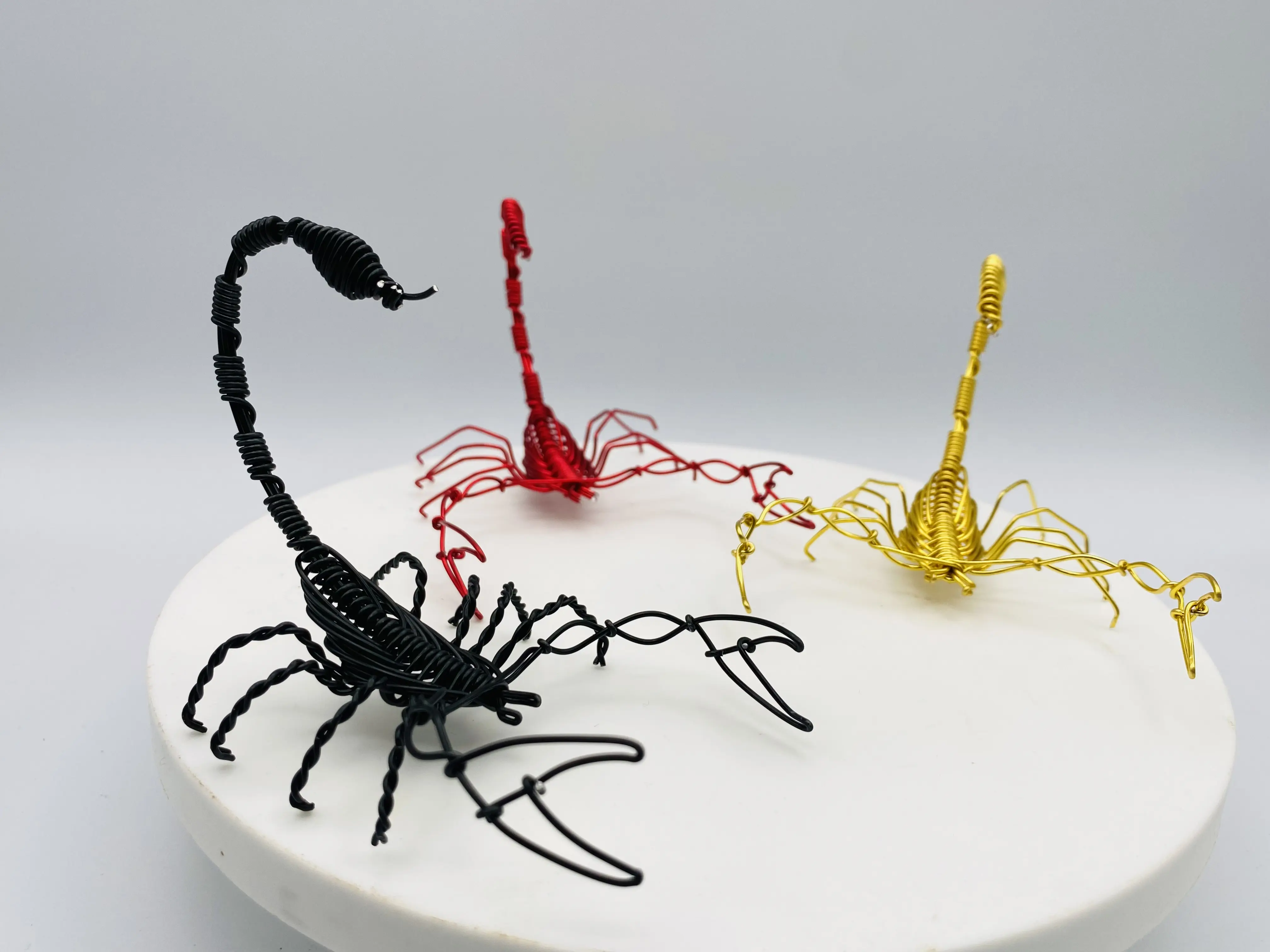 Scorpion wire sculpture