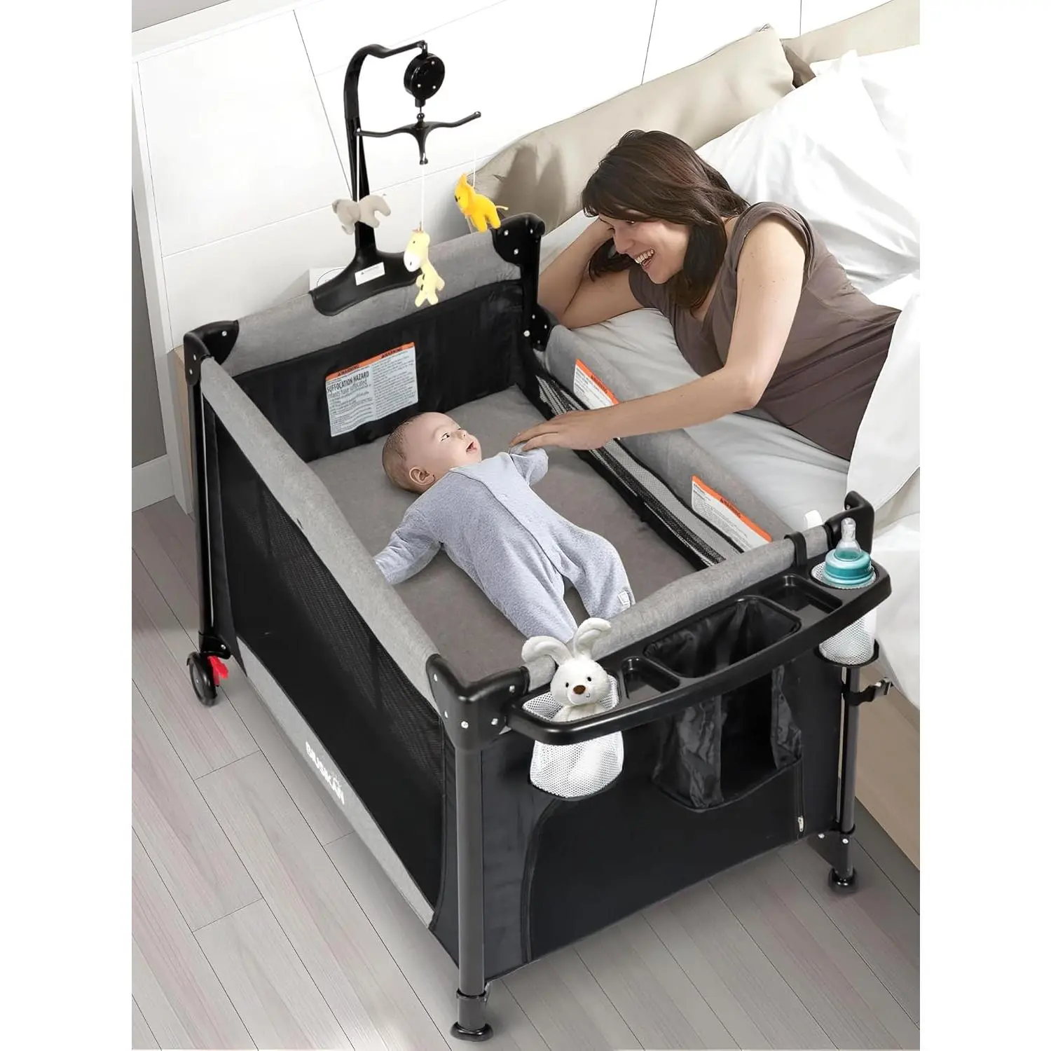 Baby Bassinet, Pack and Play with Bassinet, Bedside Sleeper with Diaper Changer, Mosquito Net, Music Box, Portable Crib with One-Click Installation, Playard for Newborn to Toddlers