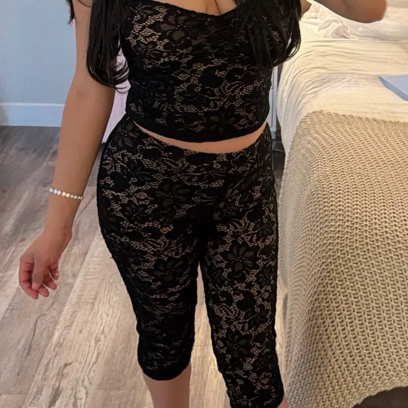 Victoria Lace Capri Set