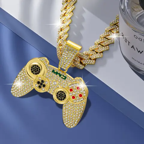 1 Stylish and Creative Game Controller Pendant Necklace Inlaid with Rhinestones - Men's Hip-hop Style Cuban Chain, Suitable for Music Festivals, Electronic Dance Music, Parties and Other Occasions