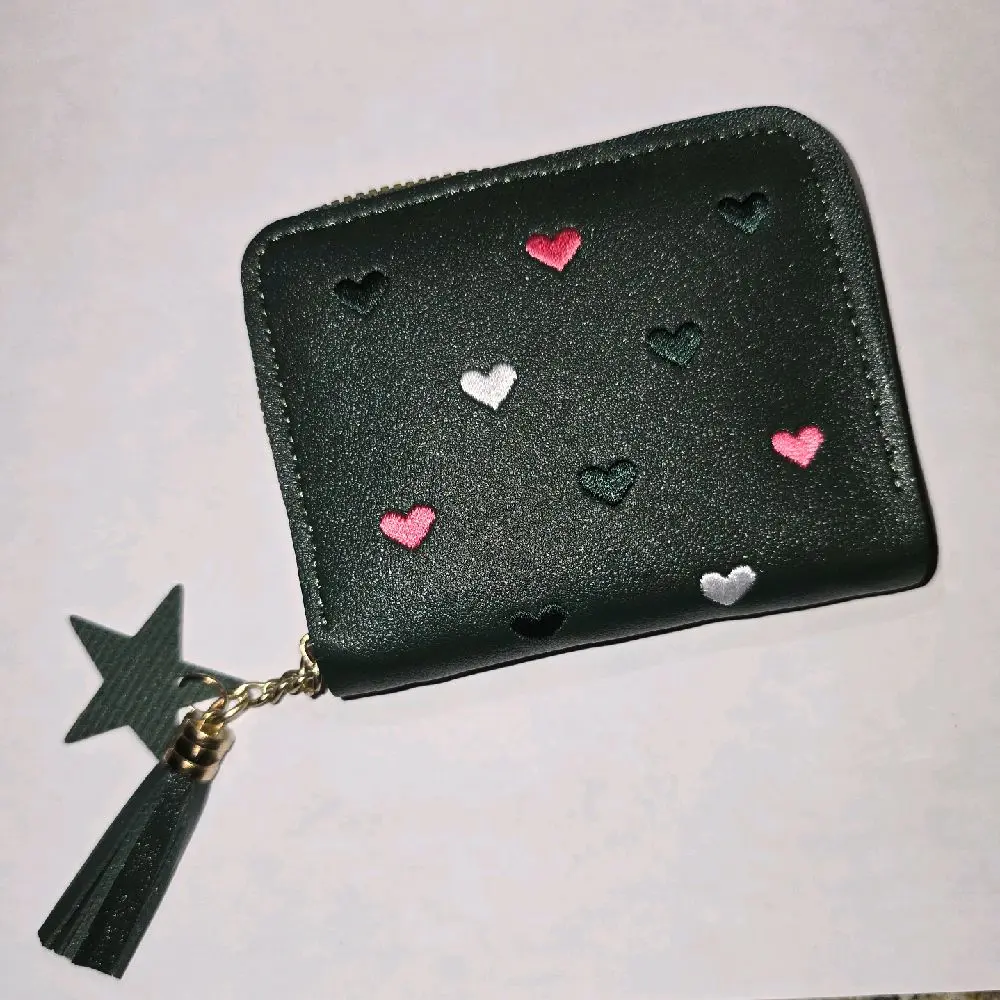 Dark Green Fashion Heart-Shaped Embroidered Wallet, Small Wallet, Cute Wallet Travel Essential