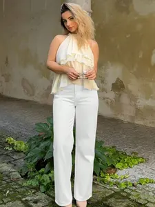 Women's Mid-Waist Straight Leg Jeans, Casual Simple Style, Slim Fit, Perfect for Daily Wear, Streetwear, and Leisure Occasions