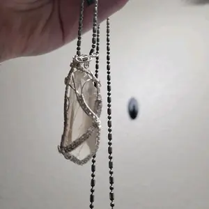 Clear Quartz Wire Wrap Pendent