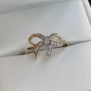 14k cz Bow Ring