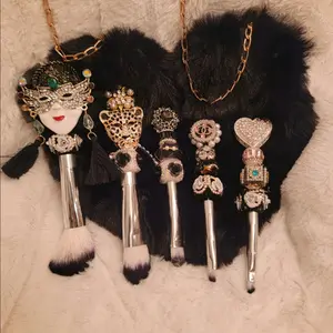 Boujee Beads Fancy Rhinestone Makeup Brushes.
