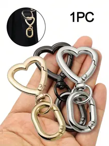 Heart-Shaped Keychain, Stylish Keychain, Elegant Bag Accessory, High-Quality Luxury Fashion Statement, Perfect for Daily Use & Special Occasions