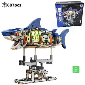 Creative Mechanical Shark Design Building Block Set, 687pcs/set Marine Animal Building Block Toy with Display Stand & Lights, Fun Toy for Adults Bricks