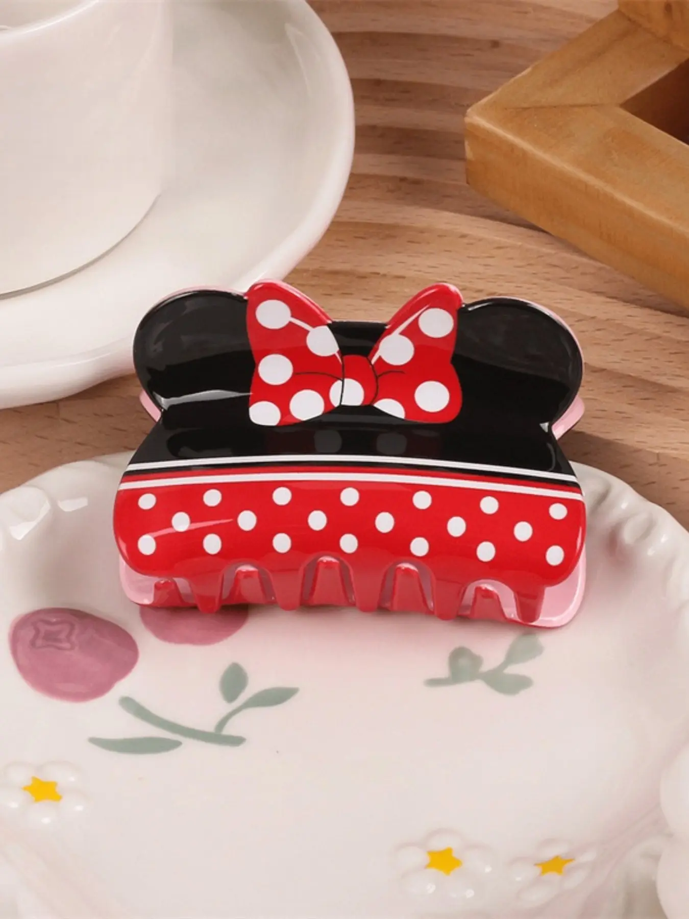 Cute Sanrio Hair Clips Set, Sweet Girl Student Acrylic Hair Accessories, Fashionable Bowknot & Mouse Design, Perfect Gift for Teens