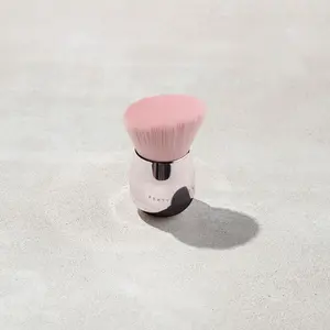Fenty Beauty Face & Body Kabuki Brush 160 Fenty Beauty Face & Body Kabuki Brush 160