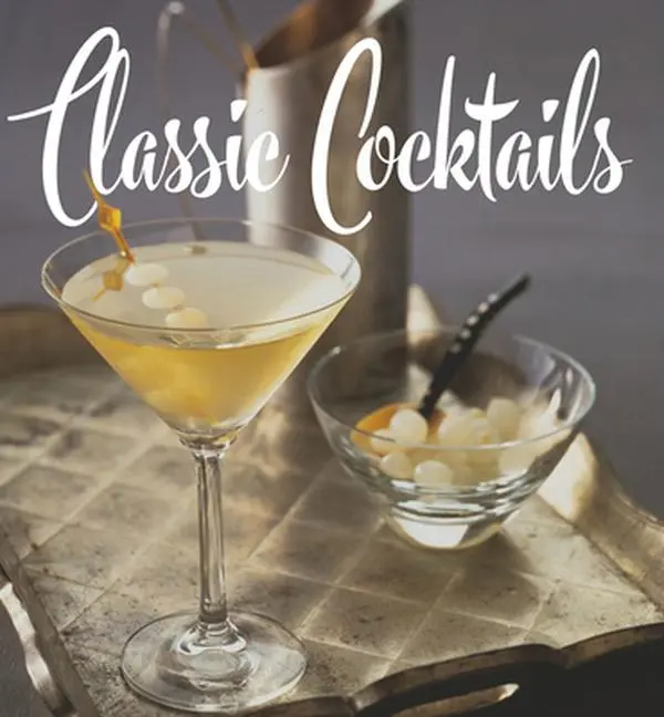 USED-Classic Cocktails by Hoefling, Brian D. (Hardcover)