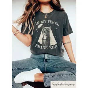 [Sale Up To 50%] Retro Bride T-shirt, Funny Bride Shirt, Cat Lover Bride Shirt, Retro Bridal Gift, Feral Cat Bride Era Tee, Wedding Outfit, Graphic Streetwear T-shirt