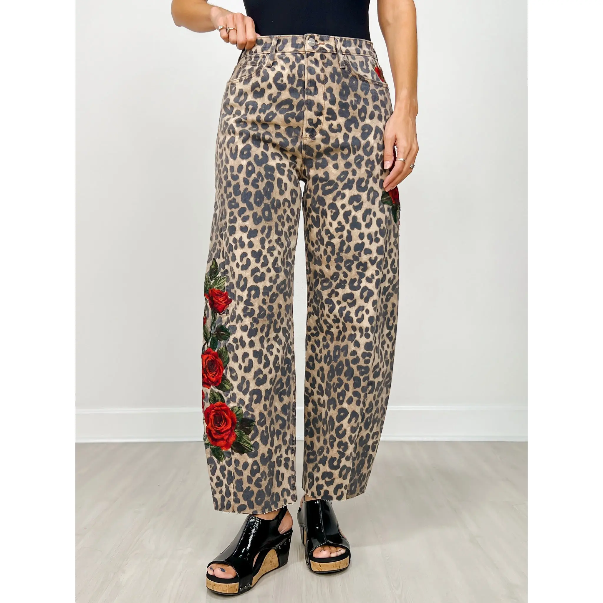 Leopard Barrel Leg Embroidered Jean