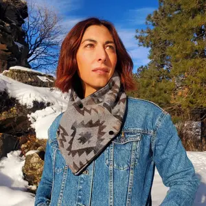 Bohemian Western Vintage Warm Scarf for Daily Outings, Autumn and Winter Travel, Christmas, gifts