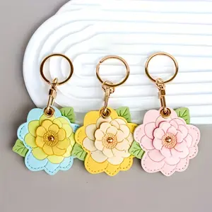 Synthetic Leather Camellia Pendant, Practical Small Gift Flower, Suitable for Airtag Protective Cover, Keychain, Bag Accessory, Flower-Shaped Keychain, Wallet, Access Card, Airtag 2 Tracker Case