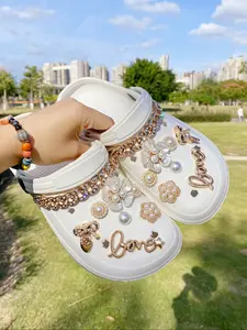 16pcs Fashion Shoe Charms, DIY Decorations for Women's Sandals, Slippers, Beach Bags, Perfect Gift for Parties and Special Occasions