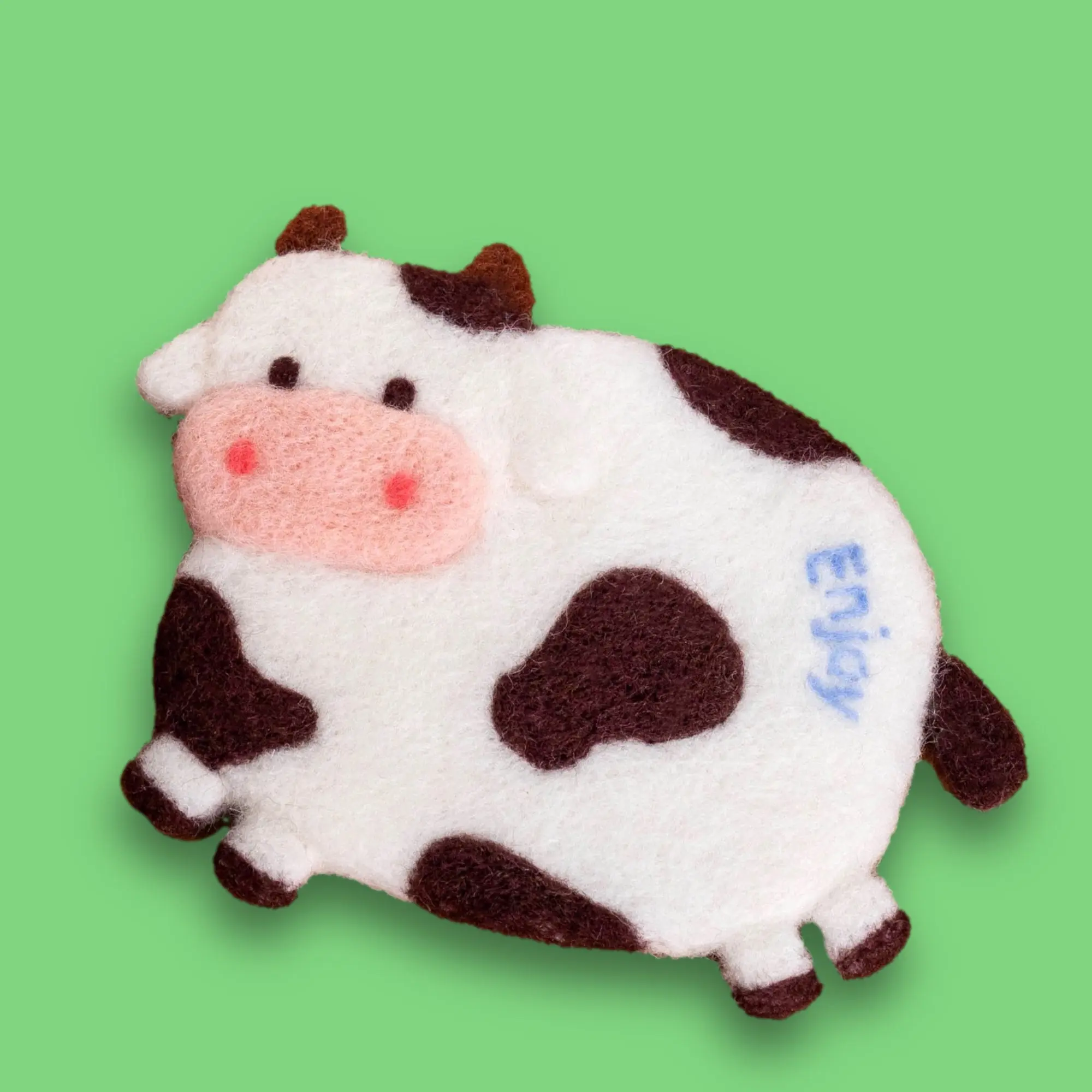 Enjoy Cow Coaster – Beginner Wool Felting Kit with Needles, Foam Pad & Tutorial