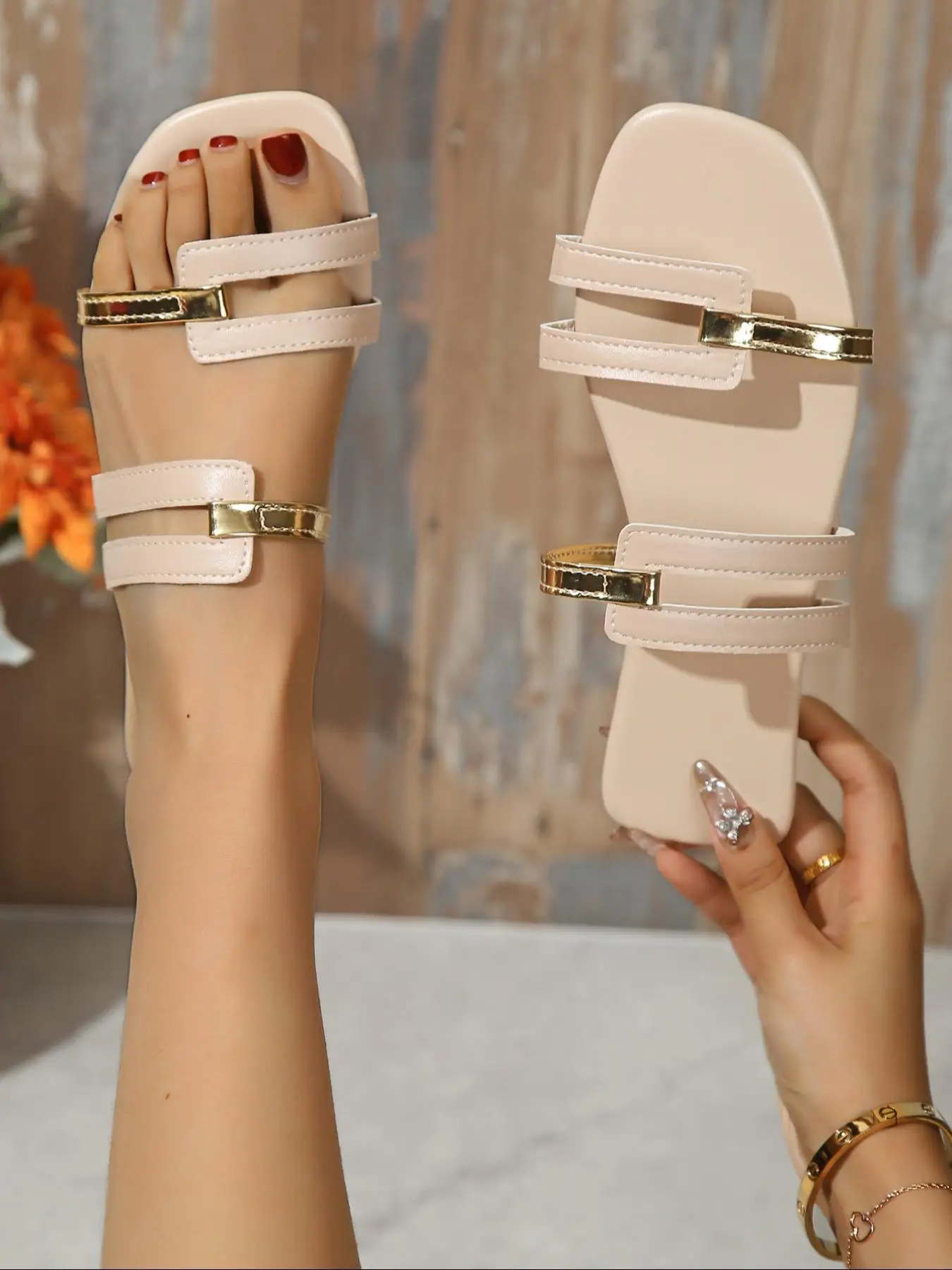 Women's New Trend Colorblock Slip on Flat Sandals, Casual Breathable Square Toe Popular 2024 Summer Sandals, All-match Commuter Shoes for Work & Daily