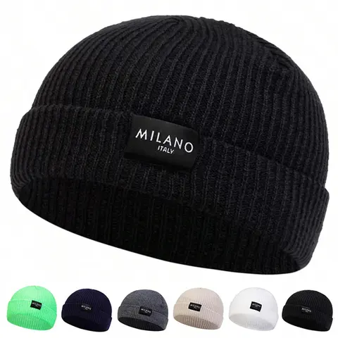 Unisex Letter Label Decor Hat, Fitted Cap, Casual Trendy Hat, Casual Outdoor Windproof Warm Knitted Winter Hat for Men & Women, Fashion Accessories for Daily Wear