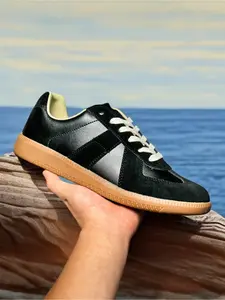 2026 New Retro German Army Training Sneakers Unisex Couple Classic Street Fashion Casual Lightweight Shoes Men Women Comfortable Leisure Footwear