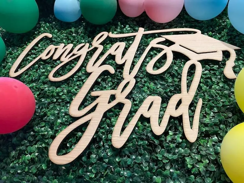 Congrats Grad wood sign, Graduation photo backdrop