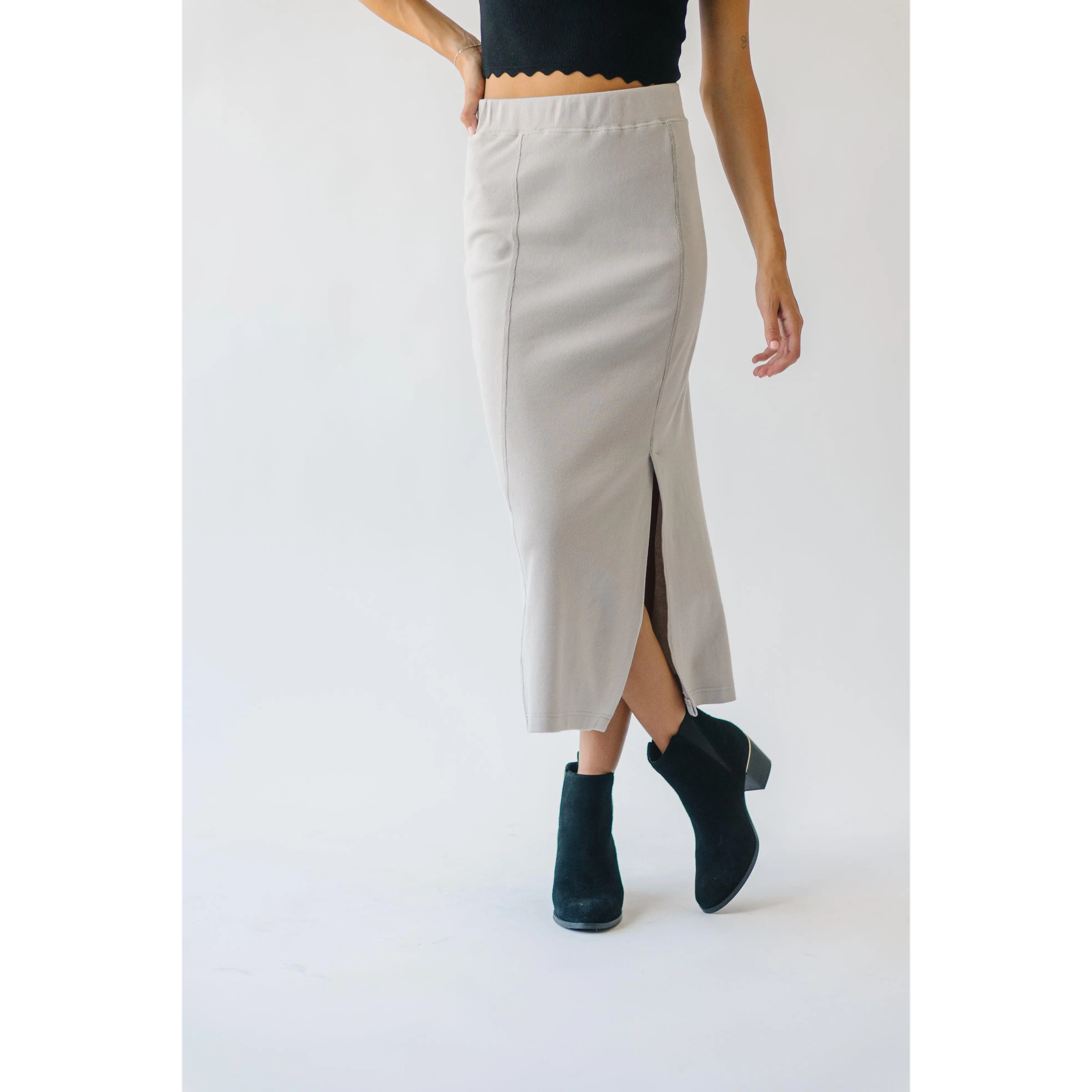 The Alpharetta Knit Skirt in Light Grey