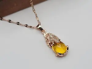 Elegant 18 Inch Rose Gold Elephant Citrine Pendant Necklace - A Stylish Minimalist Gift