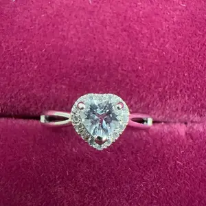 <PingEast jewelry > 925 Sterling Silver Heart-Shaped Ring with 4×5mm Santa Maria Color Natural Aquamarine