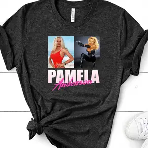 Pamela Anderson (8) T-Shirt