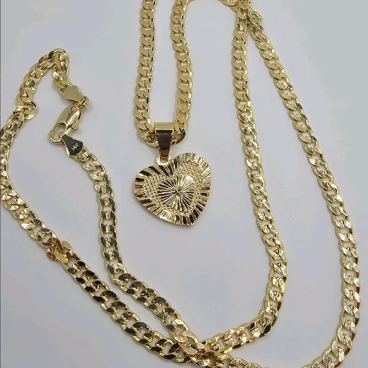 HEART Cuban Necklace style gold-plated 24"inches gold-plated HEART Cuban Necklace style gold-plated 24"inches gold-plated