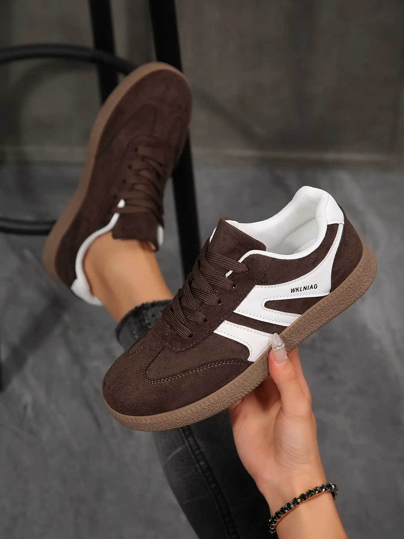 Women's Fashion Versatile Comfortable Durable Casual Trainers, Casual Sneakers Shoes, Sports Shoes, Footwear, Lace-Up Soft Sole Anti-Slip, Ideal for Daily Wear, School, or Work