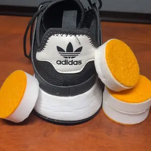 Product Review of SneakERASERS️ Instant Shoe Cleaner: 10 Pack from N**s G**s