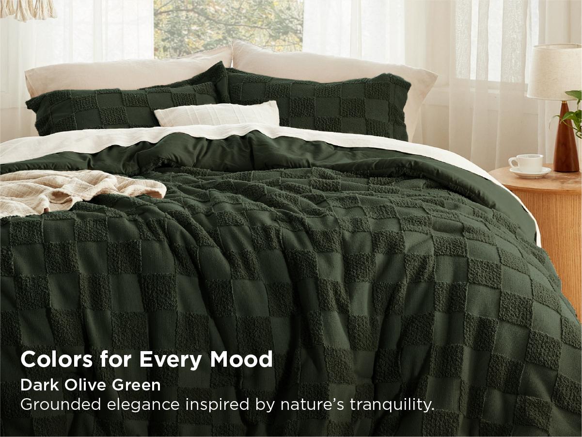 【Mother's day Deal】Bedsure Checkered Farmhouse Shabby Chic Comforter Set ,Boho Tufted Bed Set, King Size Bedding, 3 Pieces, 1 Plaid Geometric Comforter and 2 Pillow Shams,Jacquard Design Soft Breathable Lightweight All-Season Filling OEKO-TEX Certified