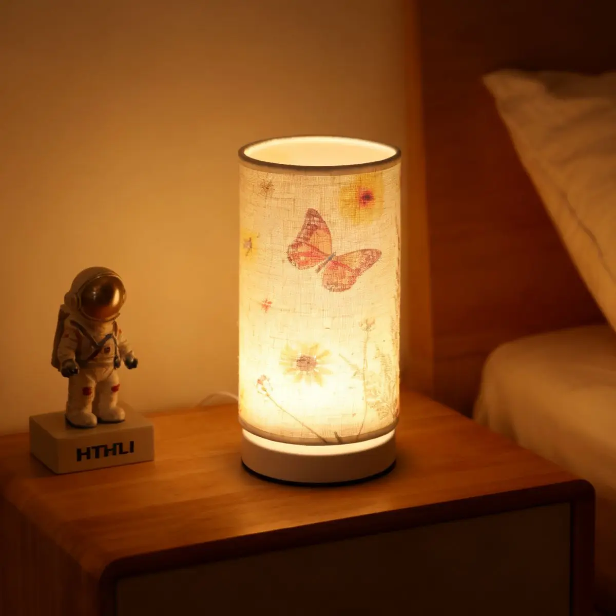 Modern Simple Cylinder Fabric Table Lamp, USB Powered, Warm Light, Ideal for Home Bedroom Office Nightstand Bookshelf Living Room Decor, Home Decoration Lamp, Decorative Atmosphere Lamp, Atmosphere Lighting, Indoor Decorative Light