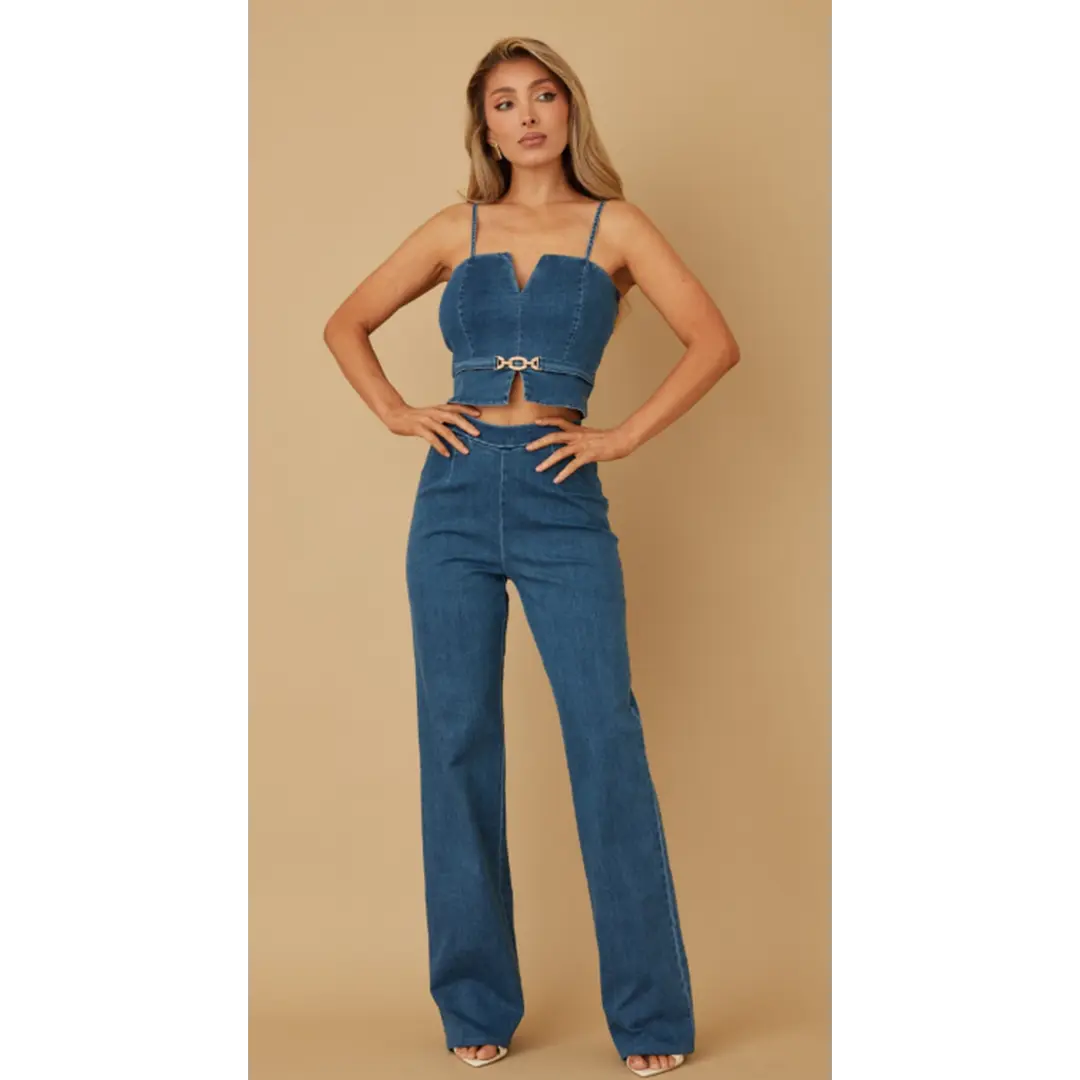 CASUAL TWO PIECE SETS - SPAGHETTI STRAPS CROP CUT TOP - NO SLEEVES - V SLIT DETAIL ON TOP - STRUCTURED CHAIN HOOK DETAIL - SOLID STRETCH PANTS - ZIPPER ON BACK