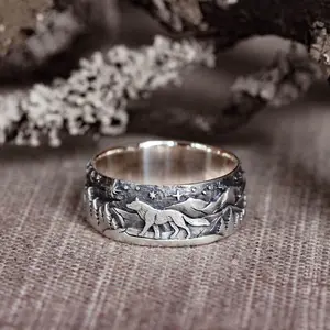 GTHIC Alloy Loyal Wolf Pattern Embossed Couple Rings Engagement Rings for Men Women Anniversary Valentine's Day Gift