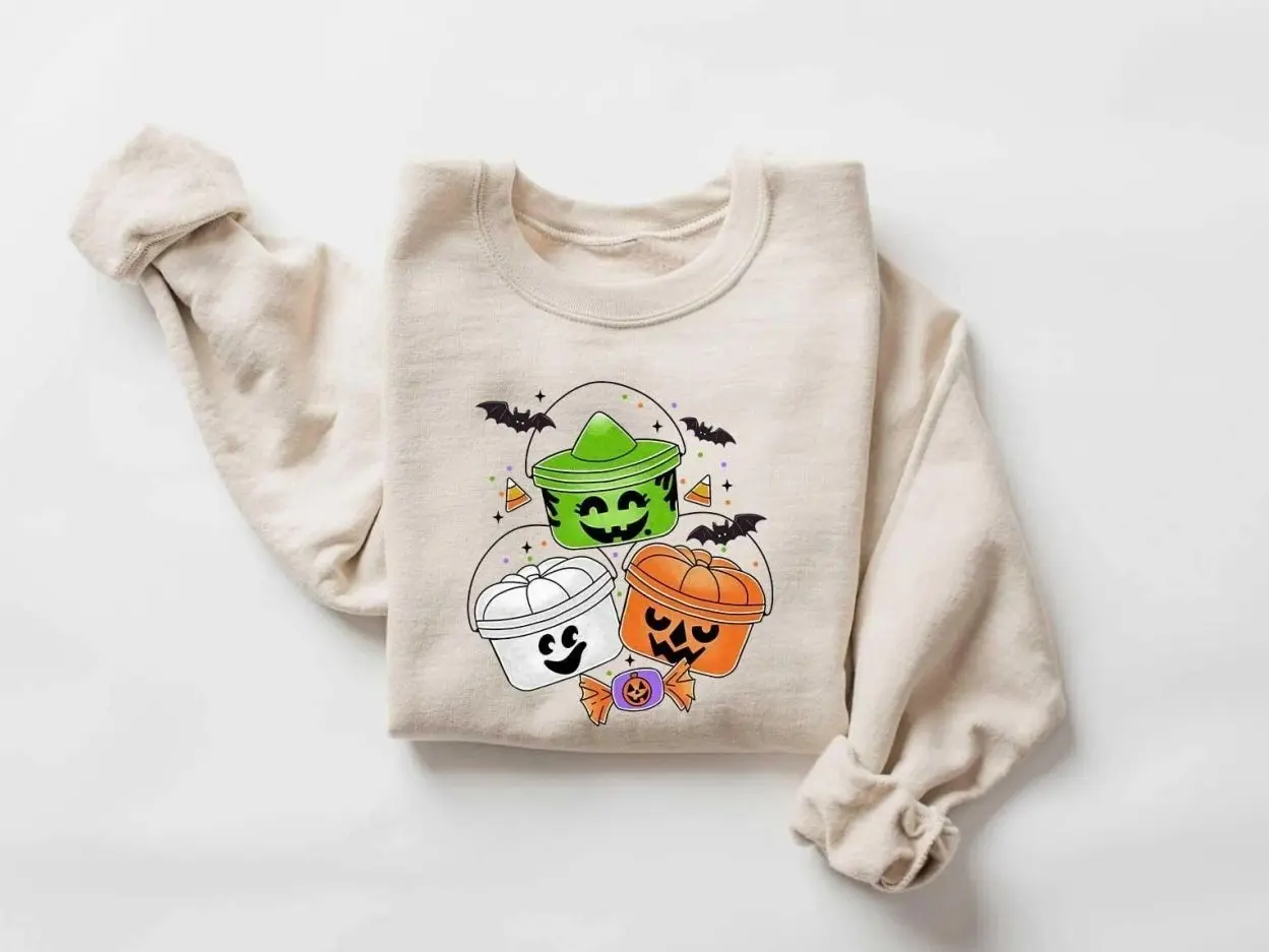 Spooky Nuggets Meal Bucket Sweatshirt, Halloween Chicken Nuggets Crewneck, Funny Halloween Shirt, Spooky Season Graphic Tee, Cute Fast Food Halloween Party Apparel, Autumn Fall Gift for Women & Men, Trendy Oversized Pullover Sweater