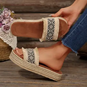 Women Platform Sandals Espadrille Slides Woven Straw Flatform Beach Sandals Slip On Summer Vacation Shoes Comfortable Casual Daily Wear
