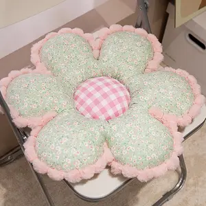 Floral Patterned Pillow, Comfortable Floral Decorative Pillow, Plush Petal Design, Suitable for Bed and Sofa, Charming Dorm Room Accent, Soft Touch Cushion