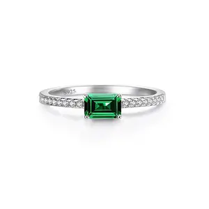 925 Sterling Silver Emerald-Cut Cubic Zirconia Ring, Sparkling Statement Jewelry for Women, Ideal for Wedding, Engagement, Party, Date Night & Anniversary