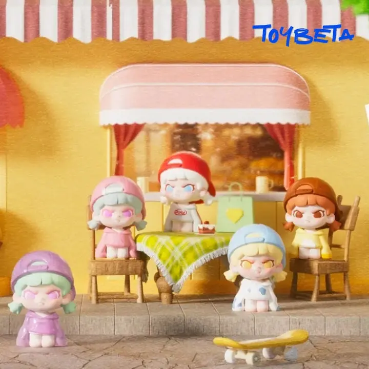 TNTSpace DORA Daily Outfit Swaps Mili Series 5-Piece Collectible Figurine Blind Bag Set - Mini, Surprise Pack, Blind Bag Collectible, Adult Supervision Required, Mini Blind Bag