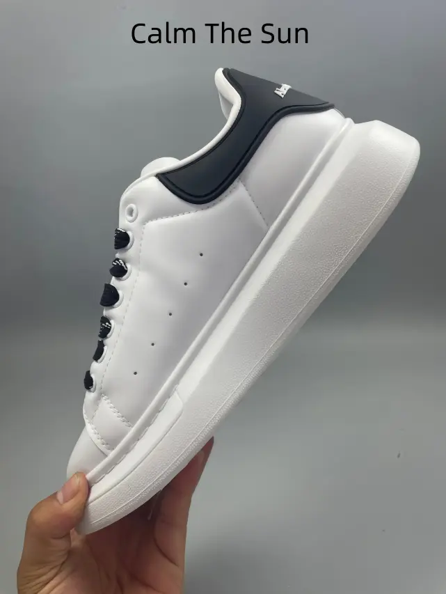 Clean White Low Top Thick Platform Casual Shoes Contrast Black Heel Collar Design, Breathable Perforated Upper Anti Slip Wear Resistant Outsole Comfort Walking Sneakers Match Skirts Jeans Jogger Pants