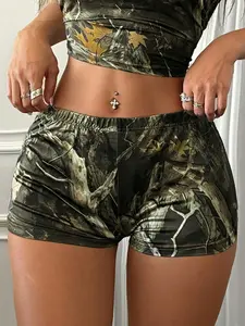 Women's Camo Print Crotchless Shorts, Casual Comfy Breathable Skinny Shorts for Daily Wear, Ladies Bottoms for Summer, Casual Fitted Shorts
