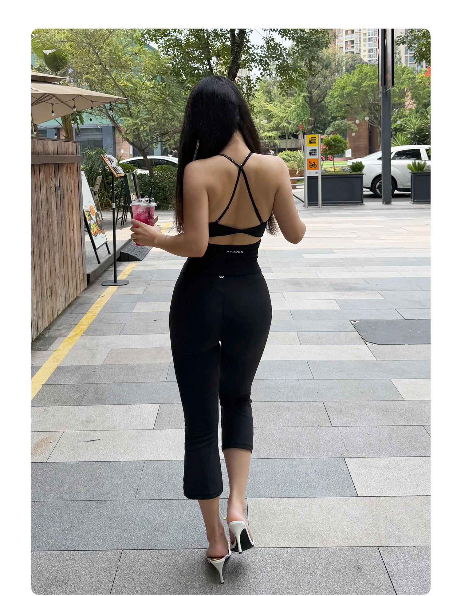 YEOREO Womens Cropped Flare Capri Leggings High Waisted Hidden Scrunch Yoga Pants Buttery Soft Athletic Lounge Pants sohochic