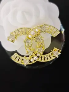 Shimmering Star Rhinestone Brooch, Elegant Design for Daily Wear, Perfect for Dates and Parties, Dress-Up Accessory for All Seasons