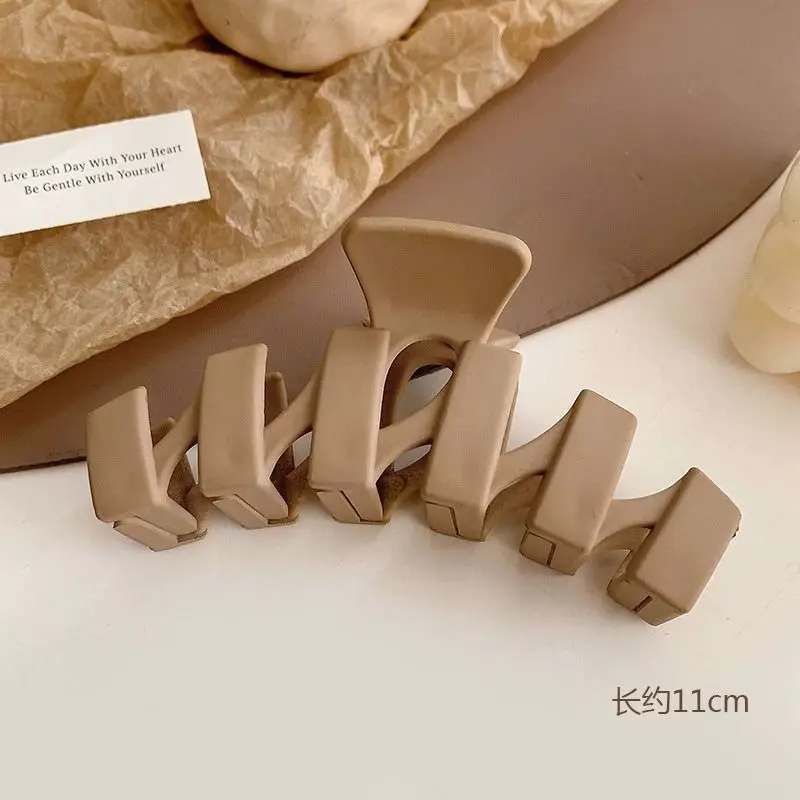 15 # Irregular coffee color gripper#