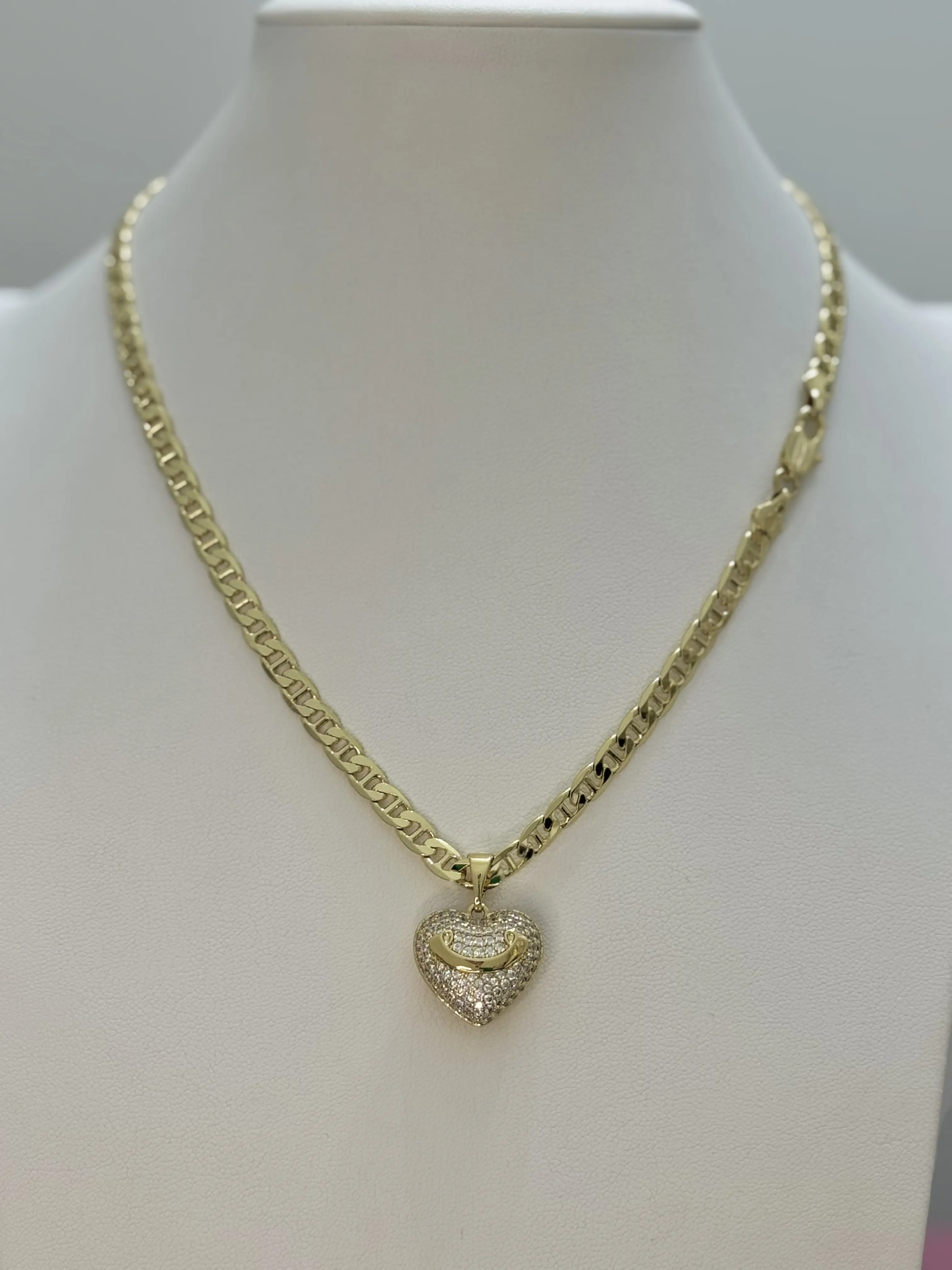 YG 45cm Chain with 14K Laminated Heart Pendant High-Quality Gold Necklace for Everyday Wear