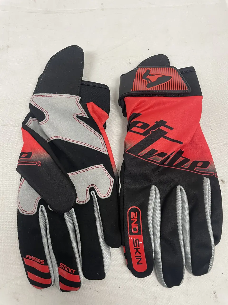 Gloves | Pixel GP-30 | Color: Red | (Medium) (Photography Sample)