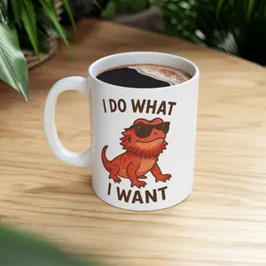 sassy bearded dragon Illustration Mug | Funny Cartoon Animal Coffee Cup