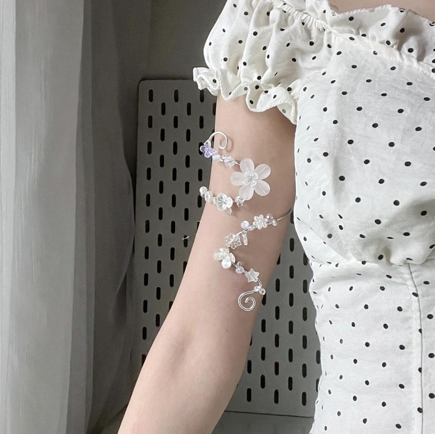 Handmade Coquette Floral Day Arm Cuff – Cottagecore Vintage Style Aesthetic Jewelry